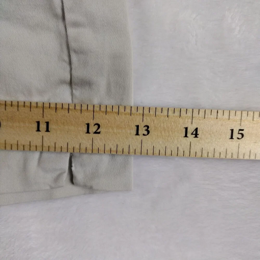 Nautica Shorts Women's Size 14 Chino Cotton Tan Mid Rise Walking Easy‎ Fit